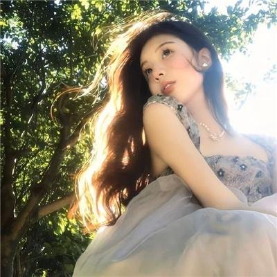 乘风而上的她